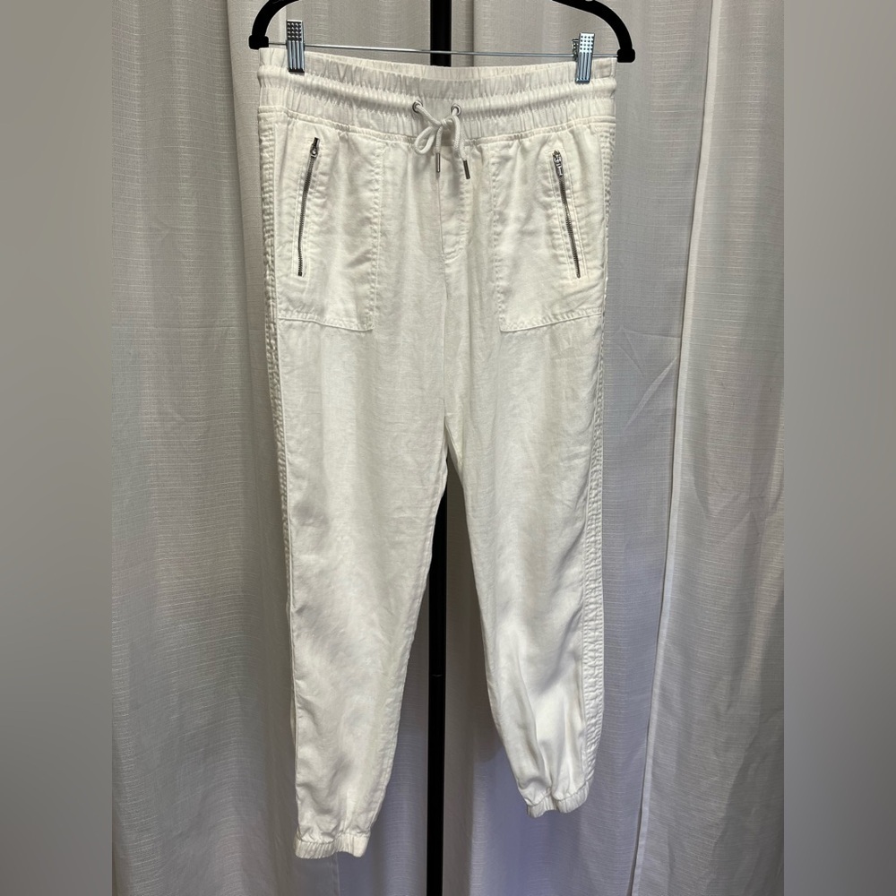 Athleta Cabo Linen Joggers in the "Calla Lily" (white) colorway | size 8